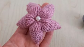 Amazing Woolen Flower Ideas With Stick