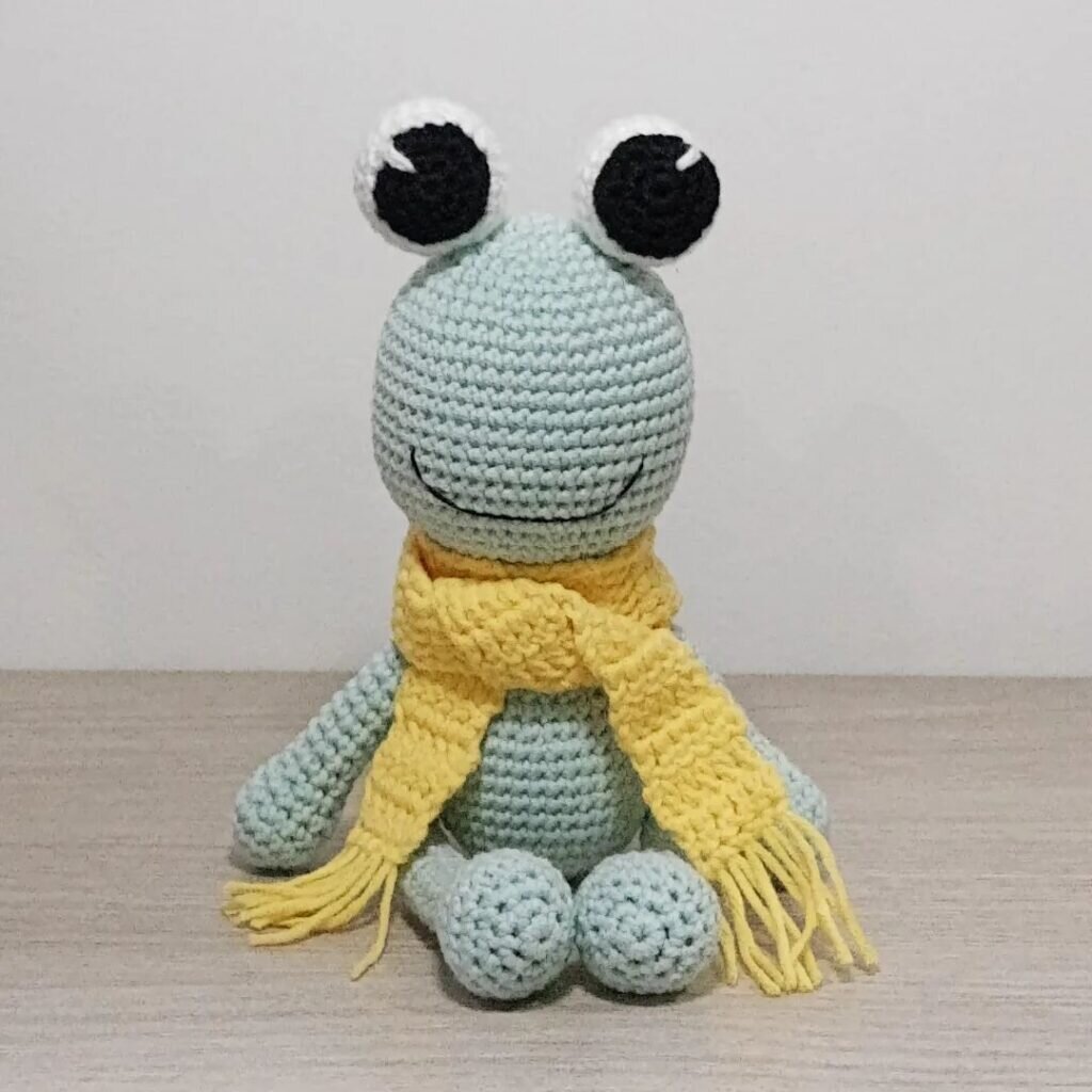 Amigurumi Baby Frog Free Pattern 2