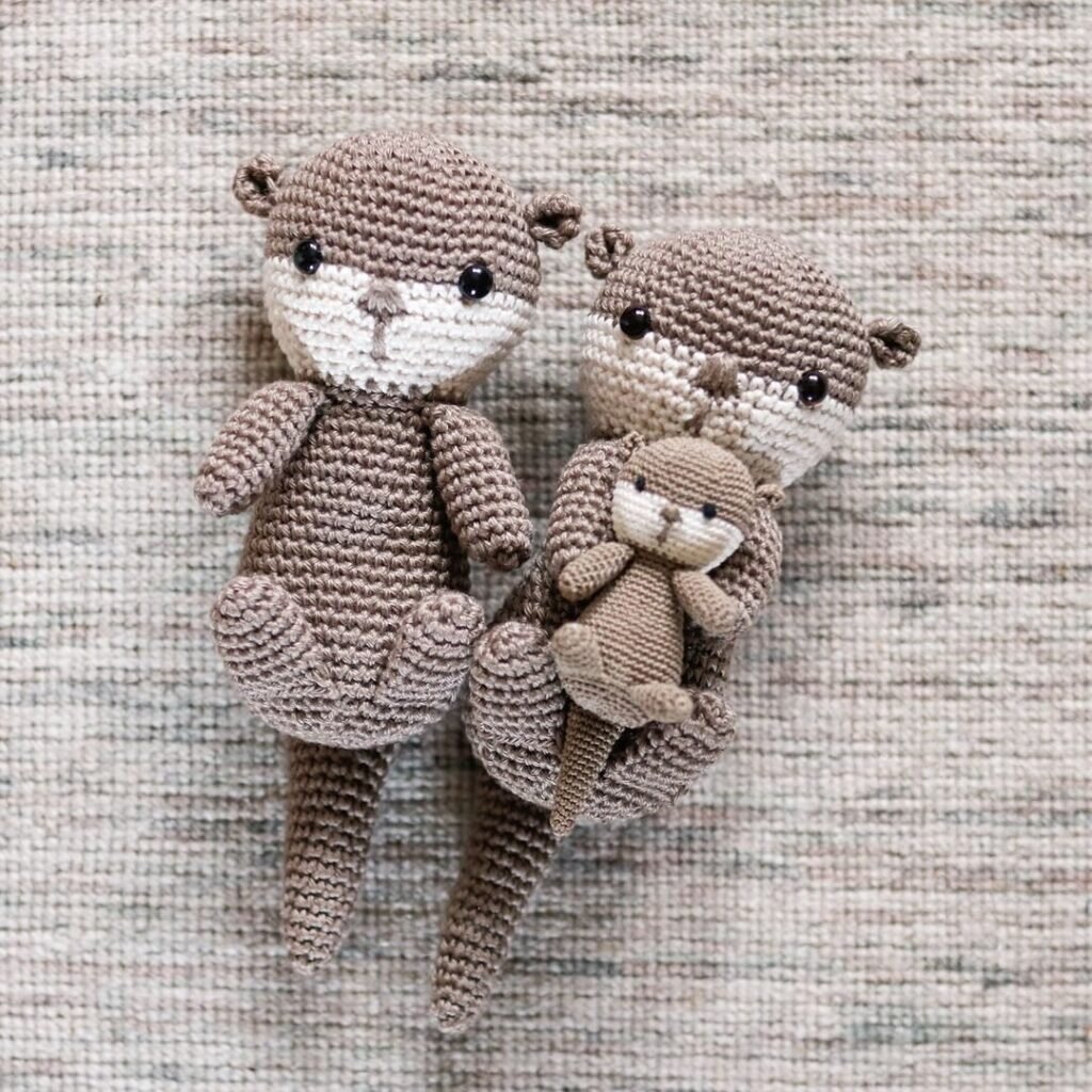 Amigurumi Little Otter Free Crochet Pattern 1
