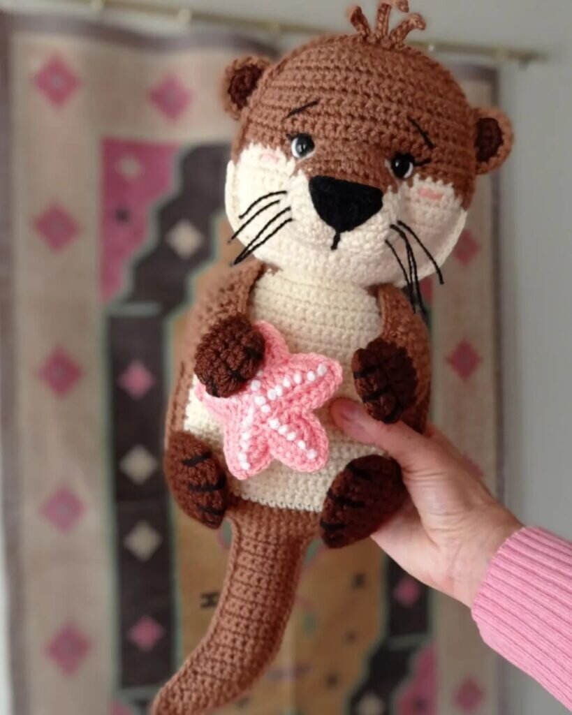 Amigurumi Little Otter Free Crochet Pattern 2