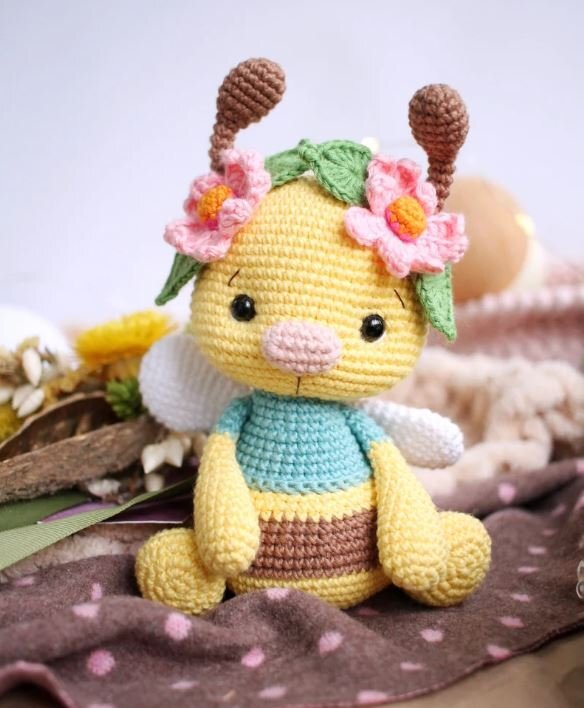 Bee Free Amigurumi Pattern 2