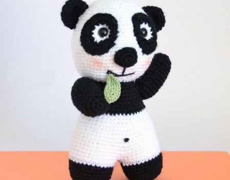 Boo the Panda Bear Amigurumi Free Pattern