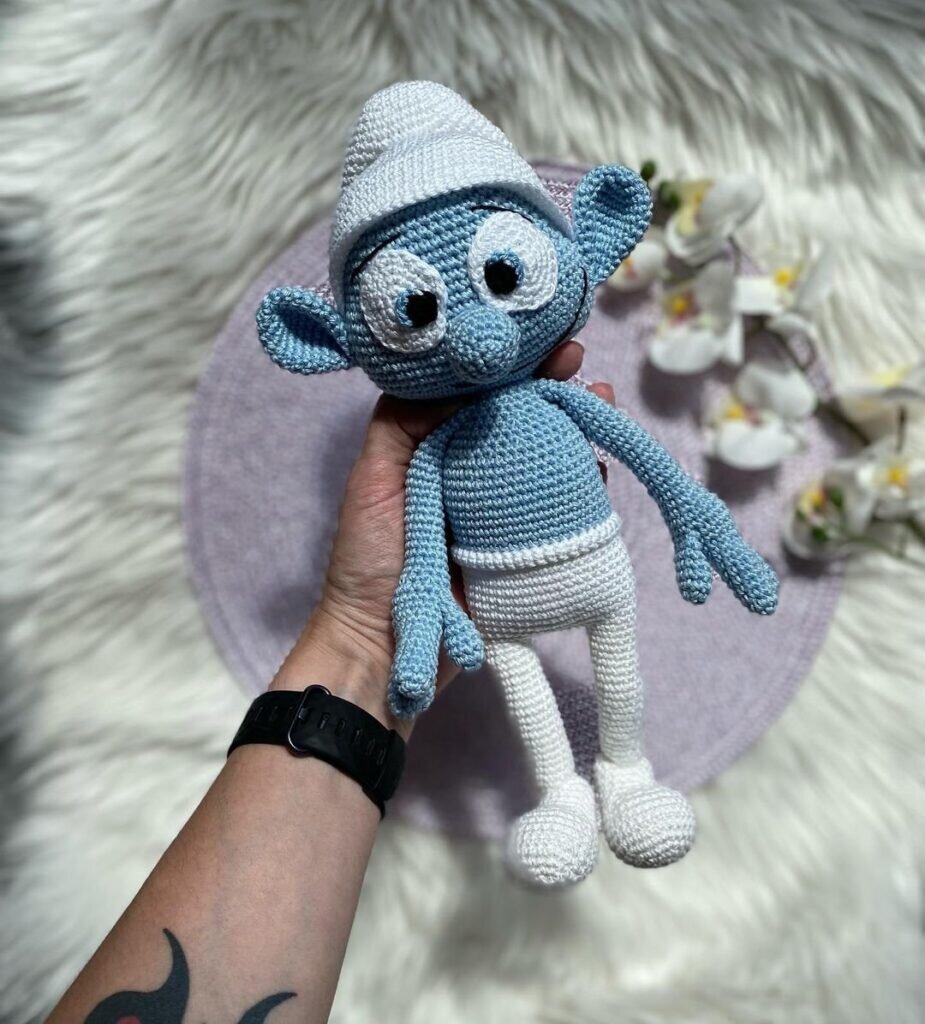 Cute Smurf Free Crochet Pattern 2