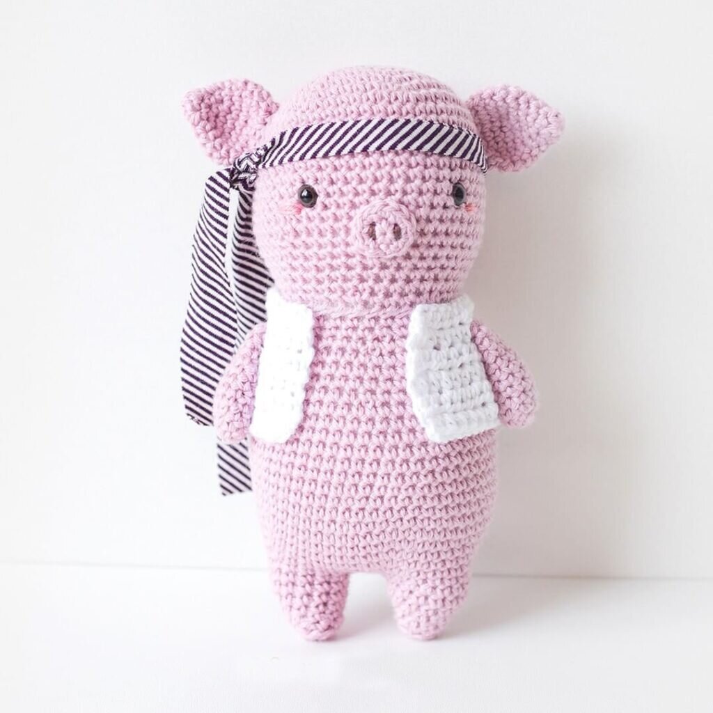 Dotti the Piglet Free Crochet Pattern 1