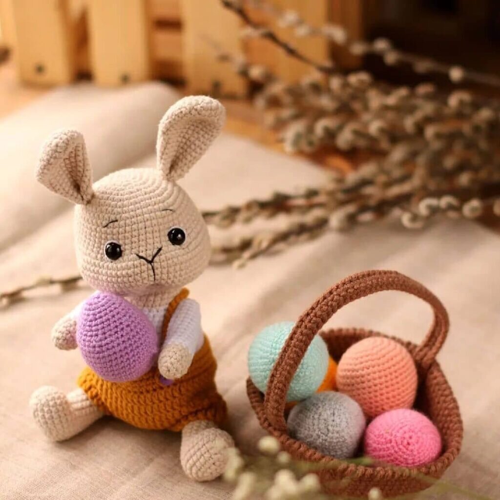 Easter Bunny Flora Free Crochet Pattern 1