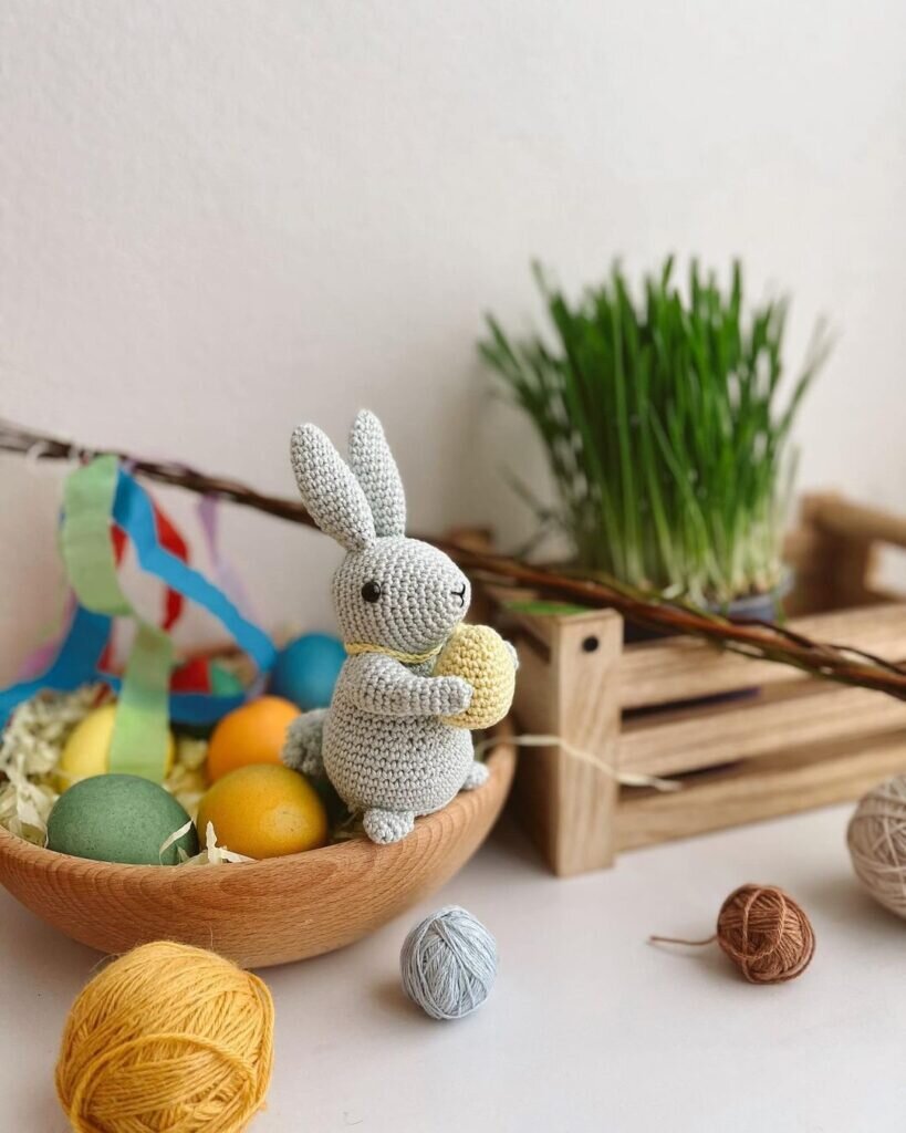 Easter Bunny Flora Free Crochet Pattern 2