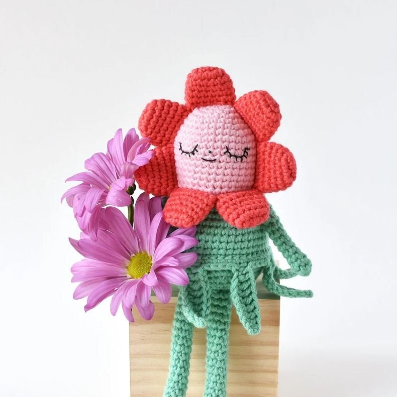 Flower Gal Crochet Free Pattern 1