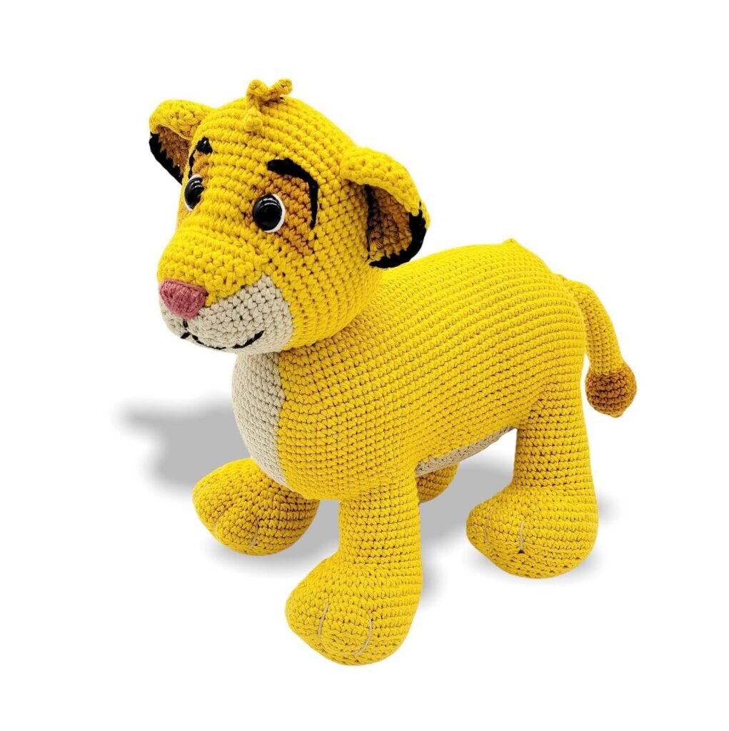 Lion Free Amigurumi Pattern 1