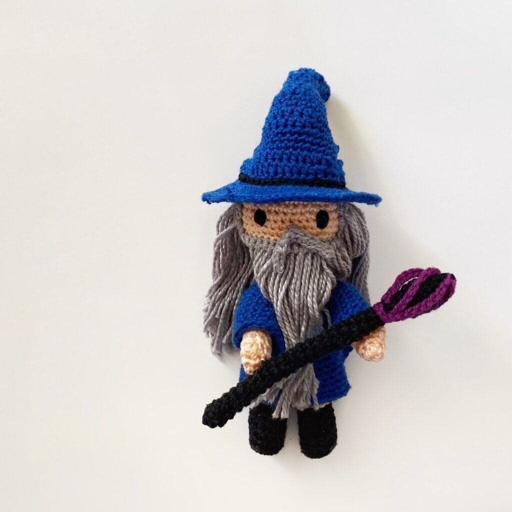 Mage and Wizard Amigurumi Free Pattern 2