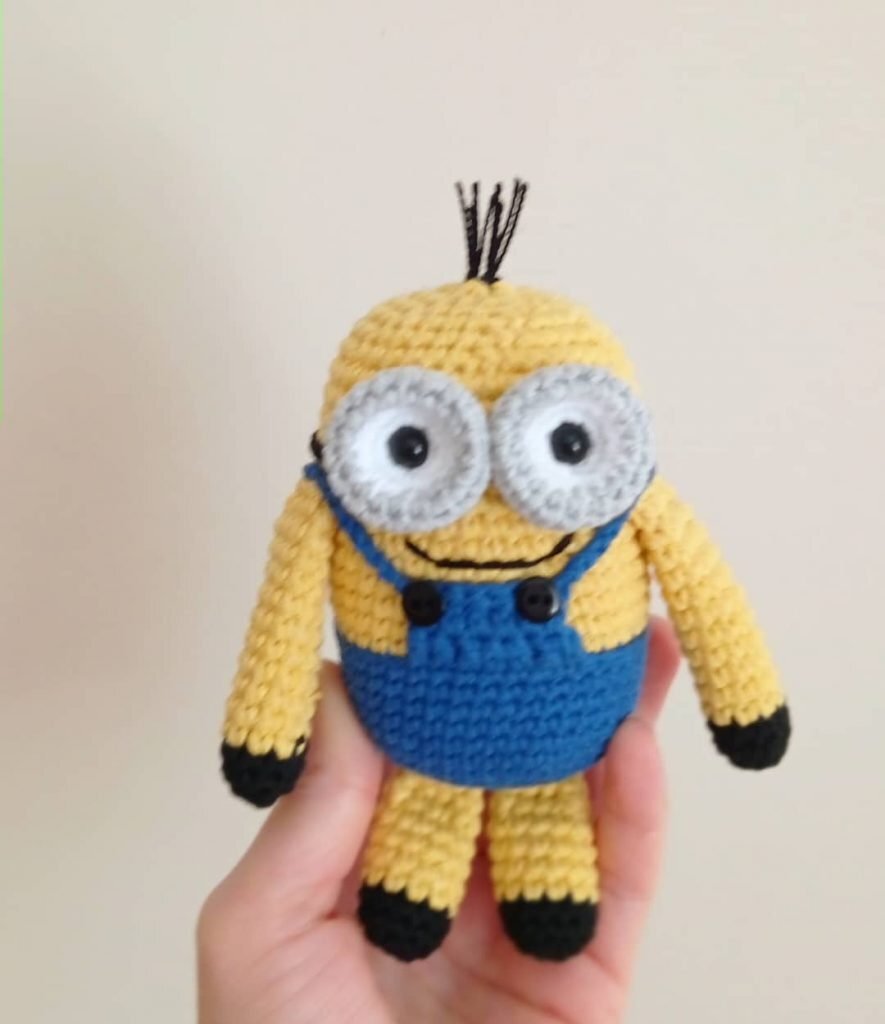 Minion Free Crochet Pattern 2