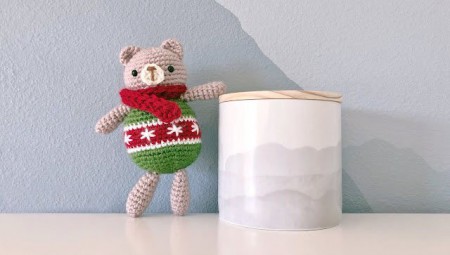Ornament Bear Free Crochet Pattern