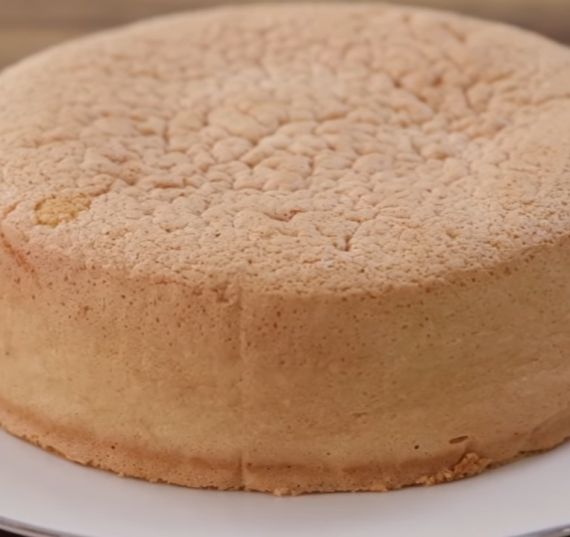 The Best Vanilla Sponge Cake Recipe 2