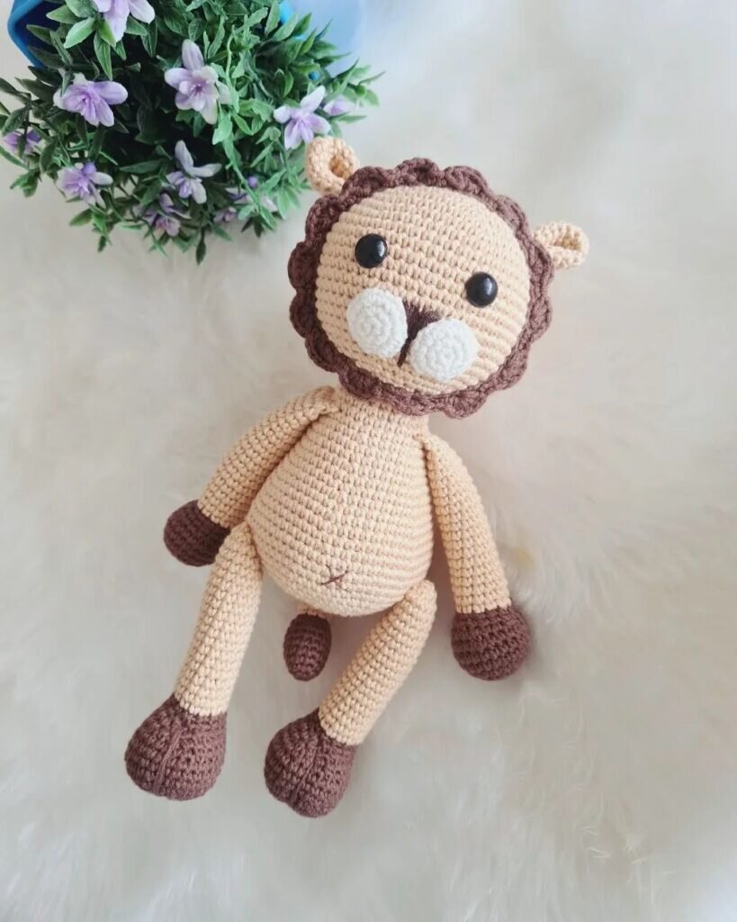 The Lion Free Crochet Pattern 2