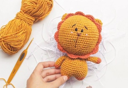 The Lion Free Crochet Pattern