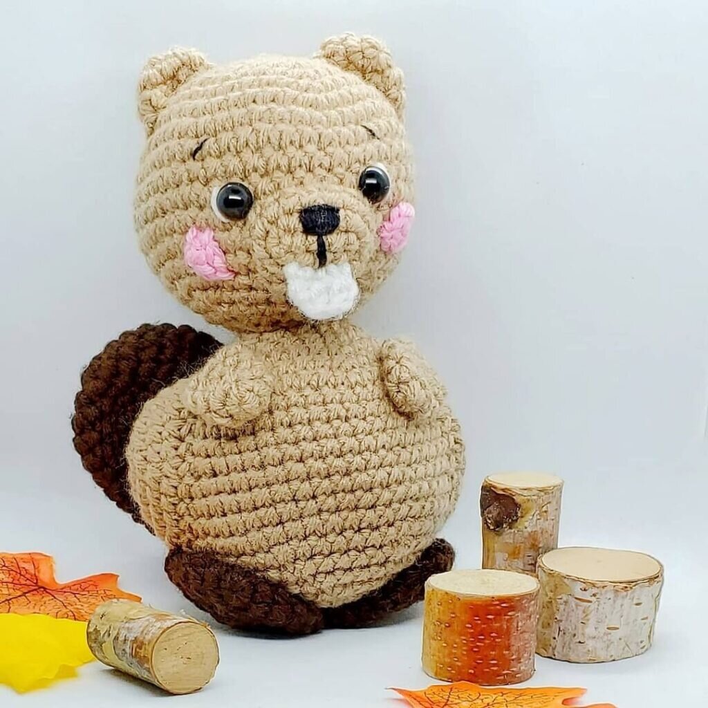 Woody The Beaver Amigurumi Free Pattern 1