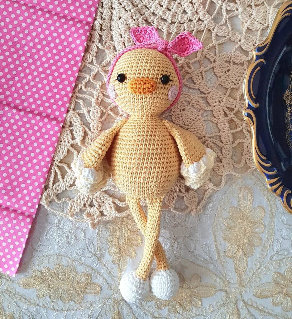 Yellow Duck Girl Free Crochet Pattern 1