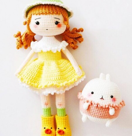 Yellow Duck Girl Free Crochet Pattern