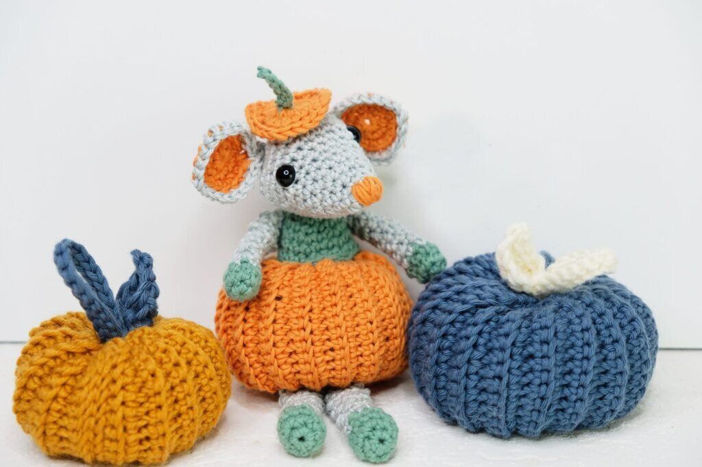 Zombie Pumpkin Mouse Free Pattern 1